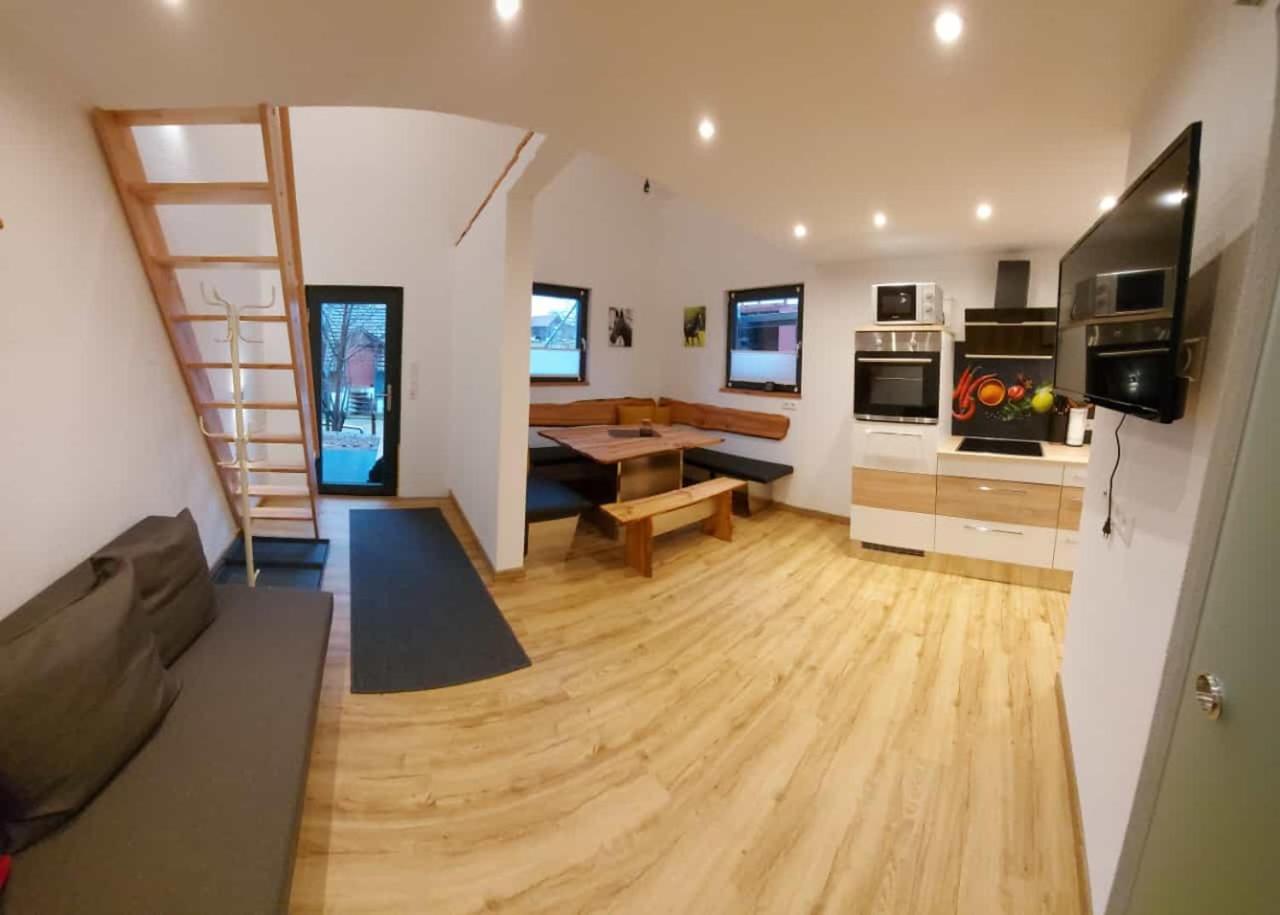 Ferienhaus: Mitten Auf Dem Reiterhof 厄林根 外观 照片